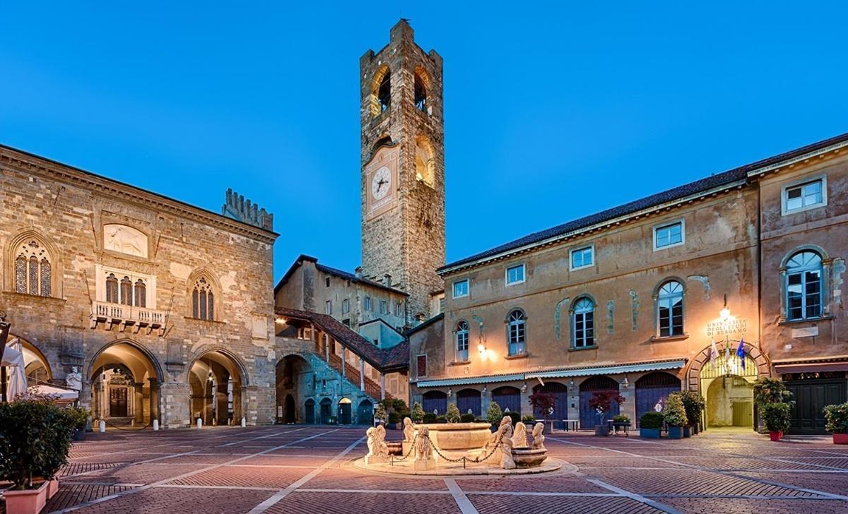 Smart Silver Apartment Central Bergamo Esterno foto